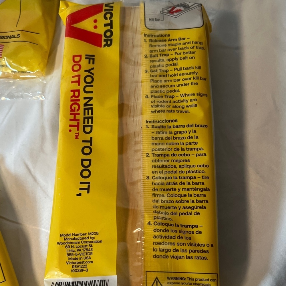 Victor Mouse Traps Set - Picture 5 of 5